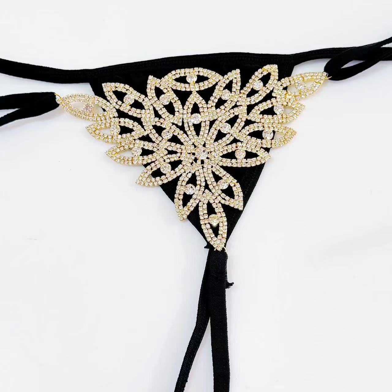 New Simple Devil's Eye Diamond - Body Jewelry Diamond のレビューと価格