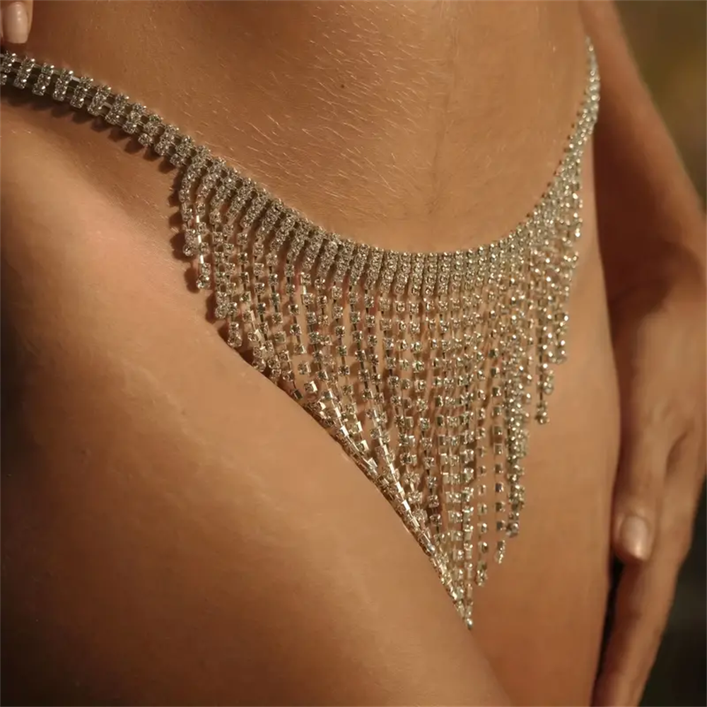 Sexy Crystal Tassel Thong Shor - Body Jewelry Chest のレビューと価格